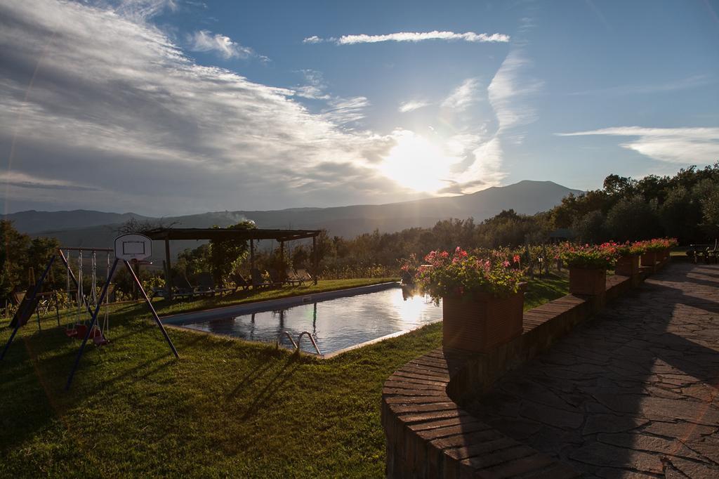 Podere San Giuseppe Hotel Radicofani Ngoại thất bức ảnh